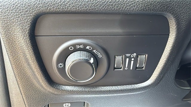 2025 Jeep Grand Cherokee L Laredo 4x4