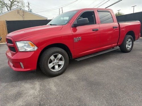 2019 RAM 1500 Classic Express Crew Cab 4x2 5'7' Box