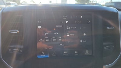 2023 RAM 1500 Big Horn Crew Cab 4x2 5'7' Box