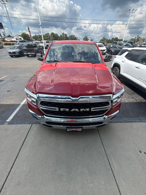 2023 RAM 1500 Big Horn Crew Cab 4x2 5'7' Box