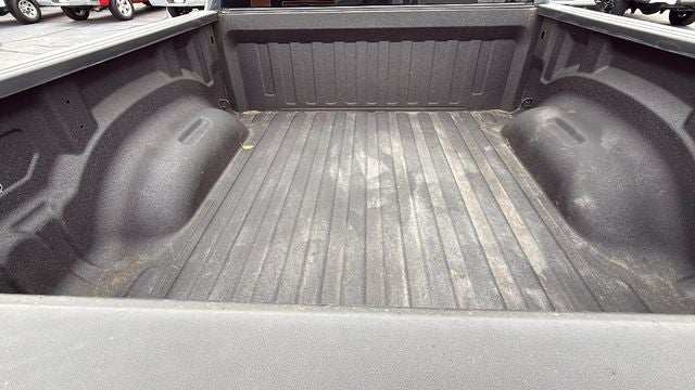2020 RAM 1500 Laramie Crew Cab 4x2 5'7' Box