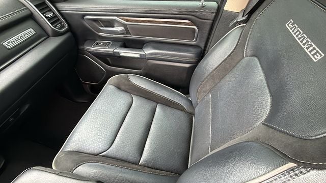 2020 RAM 1500 Laramie Crew Cab 4x2 5'7' Box