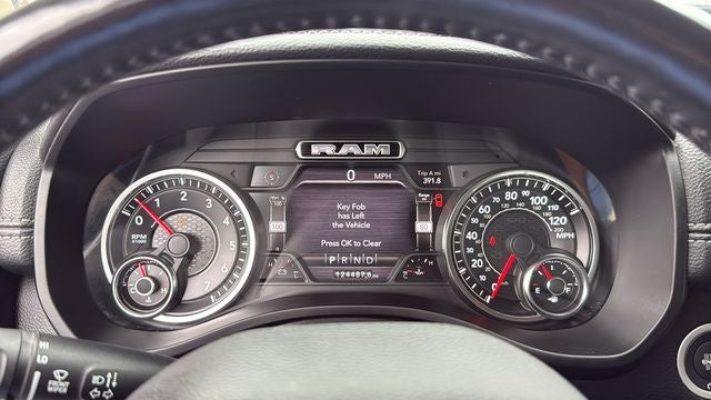 2020 RAM 1500 Laramie Crew Cab 4x2 5'7' Box