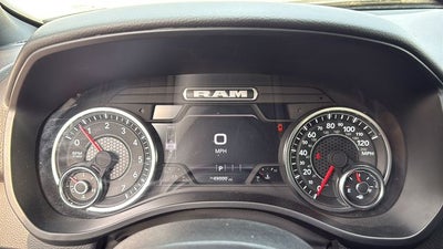 2025 RAM 1500 Big Horn Crew Cab 4x4 5'7' Box