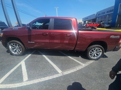 2021 RAM 1500 Big Horn Crew Cab 4x4 6'4' Box