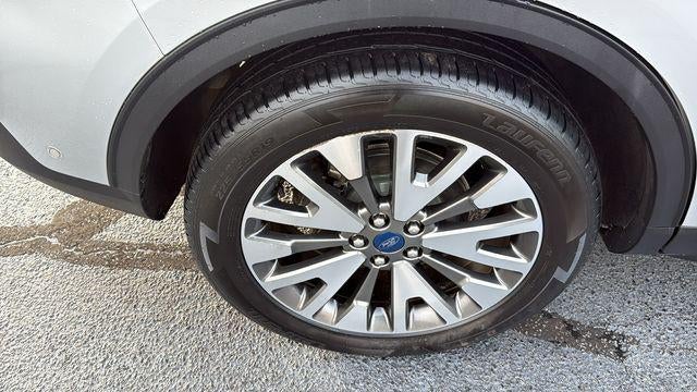 2020 Ford Escape Titanium Hybrid