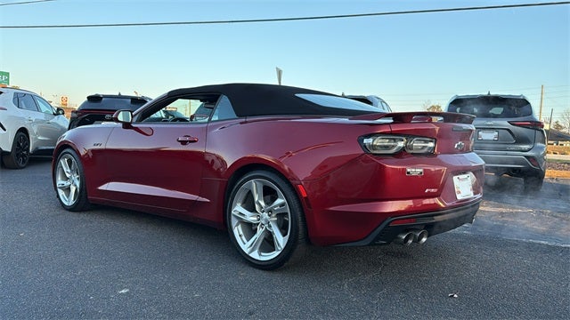 2022 Chevrolet Camaro RWD Convertible LT1