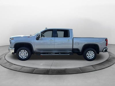 2025 Chevrolet Silverado 2500HD 4WD Crew Cab Standard Bed LTZ