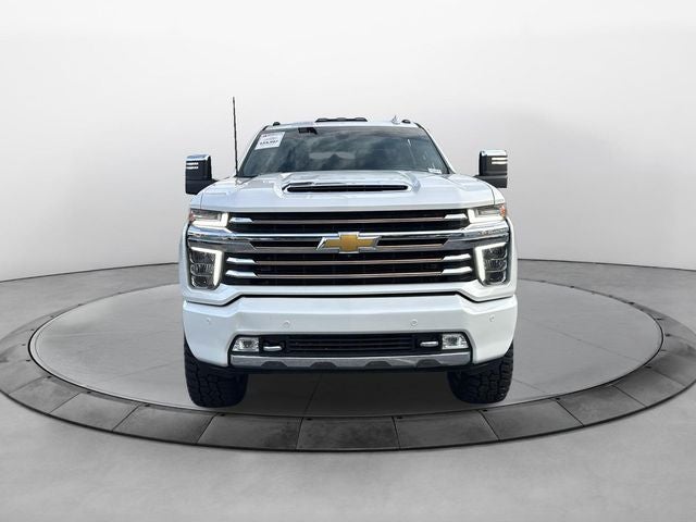 2022 Chevrolet Silverado 2500HD 4WD Crew Cab Standard Bed High Country