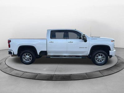 2022 Chevrolet Silverado 2500HD 4WD Crew Cab Standard Bed High Country