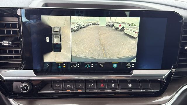 2022 Chevrolet Silverado 1500 2WD Crew Cab Short Bed High Country