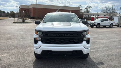 2024 Chevrolet Silverado 1500 4WD Double Cab Standard Bed Custom