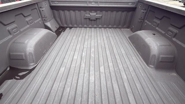 2025 Chevrolet Silverado 1500 4WD Crew Cab Short Bed LTZ