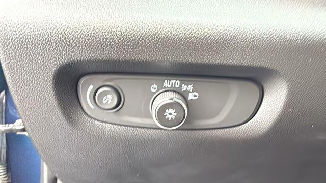 2023 Chevrolet Traverse FWD LS