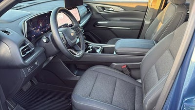 2026 Chevrolet Traverse FWD LT