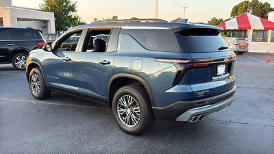 2026 Chevrolet Traverse FWD LT