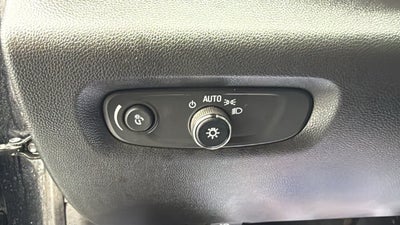 2022 Chevrolet Traverse FWD LT Leather