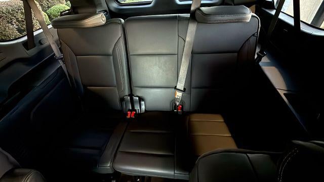 2025 Chevrolet Suburban 4WD High Country