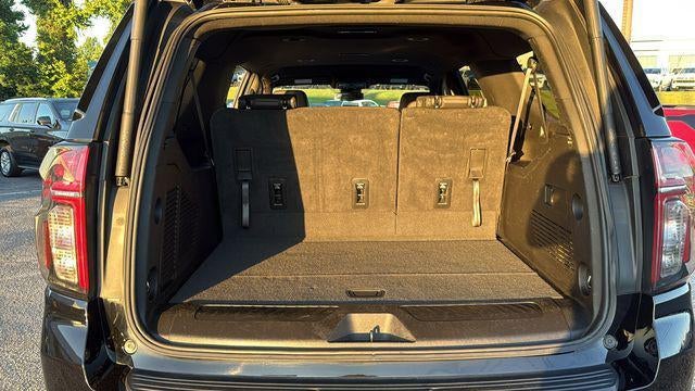 2024 Chevrolet Suburban 2WD LT