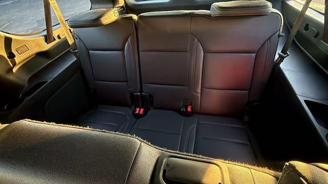 2024 Chevrolet Suburban 2WD LT