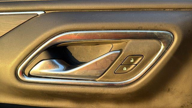 2024 Chevrolet Suburban 2WD LT