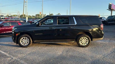 2024 Chevrolet Suburban 2WD LT