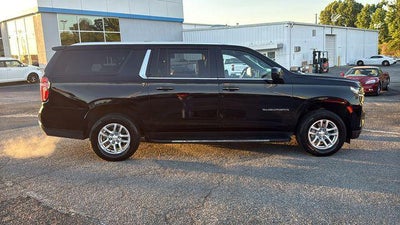 2024 Chevrolet Suburban 2WD LT