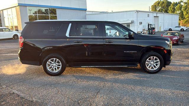 2024 Chevrolet Suburban 2WD LT