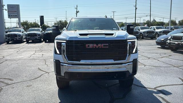 2026 GMC Sierra 2500 HD Double Cab, Standard Bed, Pro, RWD