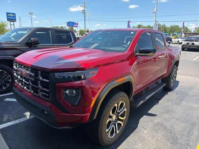 2024 GMC Canyon 4WD AT4 Crew Cab Short Box's photo