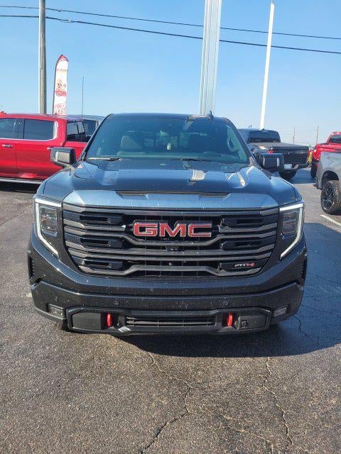 2024 GMC Sierra 1500 4WD Crew Cab Short Box AT4