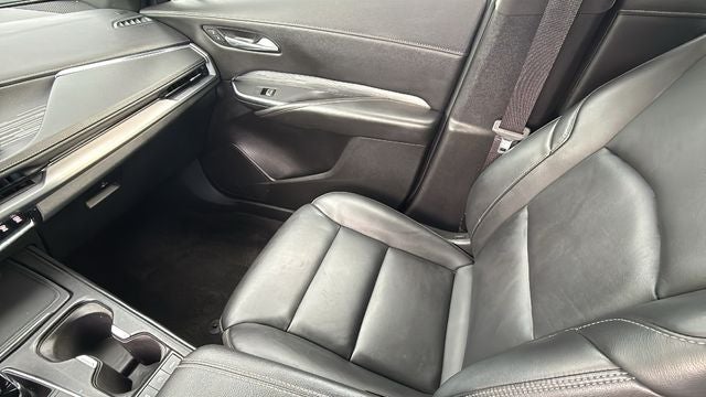 2025 Cadillac XT4 FWD Premium Luxury