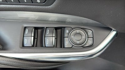 2025 Cadillac XT4 FWD Premium Luxury