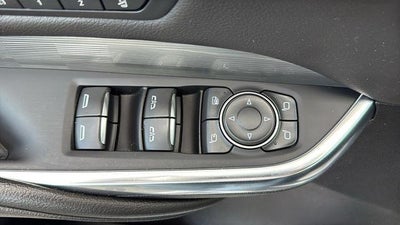 2025 Cadillac XT4 FWD Premium Luxury