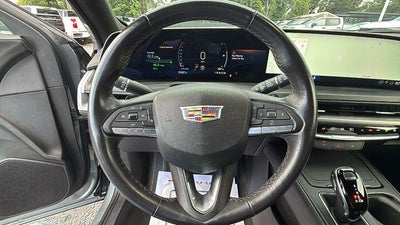 2025 Cadillac XT4 FWD Premium Luxury
