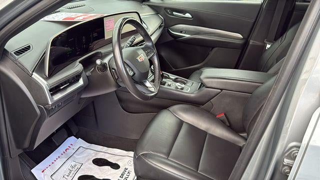2025 Cadillac XT4 FWD Premium Luxury