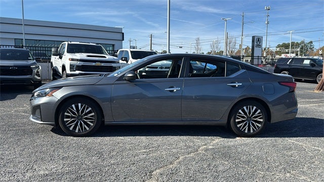 2024 Nissan Altima SV FWD