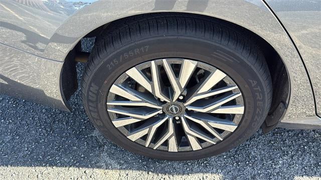 2024 Nissan Altima SV FWD