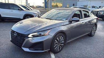 2024 Nissan Altima SV FWD