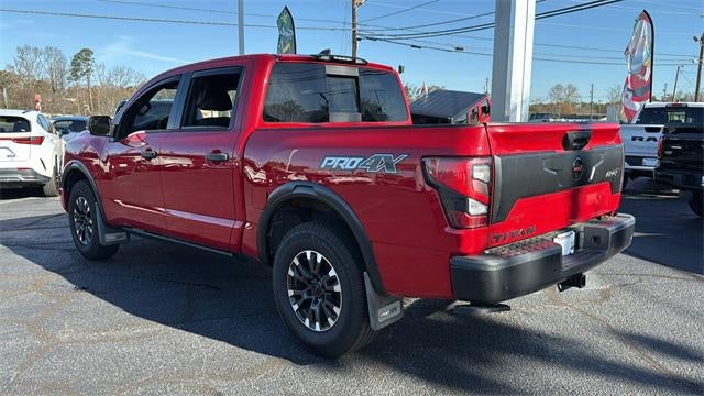2022 Nissan TITAN Crew Cab PRO-4X 4x4