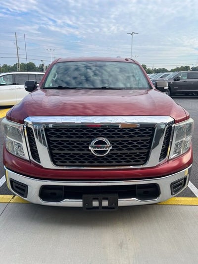 2017 Nissan Titan SV