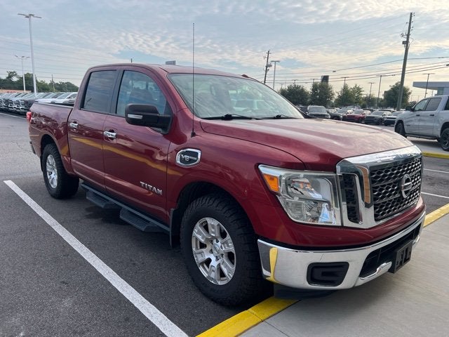 2017 Nissan Titan SV