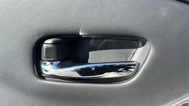 2025 Nissan Frontier Crew Cab Long Bed SL 4x2