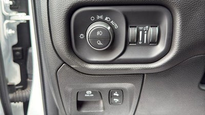 2026 RAM 1500 Big Horn Crew Cab 4x4 5'7' Box