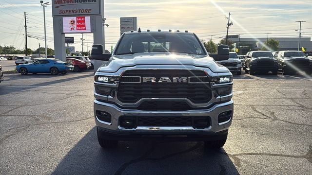 2025 RAM 2500 Tradesman Crew Cab 4x4 6'4' Box