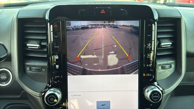 2025 RAM 2500 Tradesman Crew Cab 4x4 6'4' Box