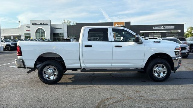 2025 RAM 2500 Tradesman Crew Cab 4x4 6'4' Box