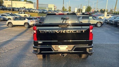 2026 Chevrolet Silverado 1500 4WD Crew Cab Short Bed Custom