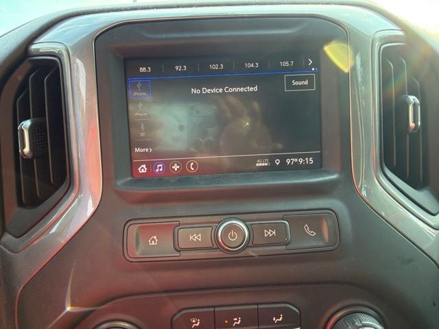 2021 Chevrolet Silverado 1500 2WD Crew Cab Short Bed Custom