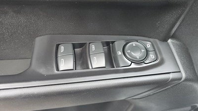 2021 Chevrolet Silverado 1500 2WD Crew Cab Short Bed Custom